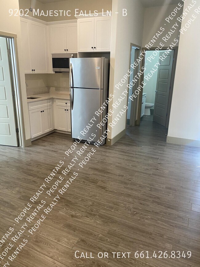 Foto del edificio - 9202 Majestic Falls Ln