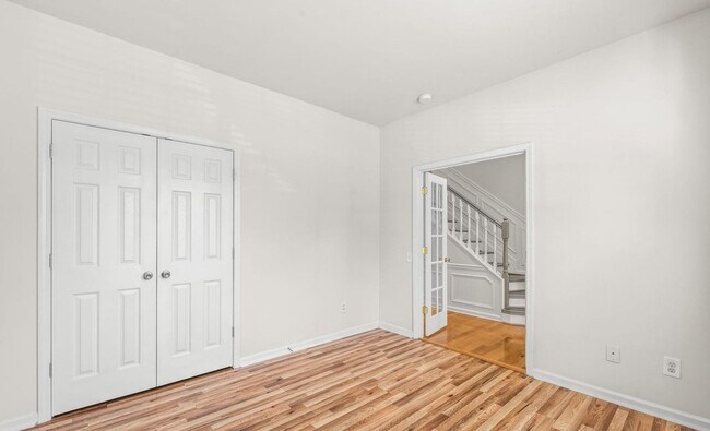 Foto del edificio - This Stunning Townhome in the Heart of Ballantyne