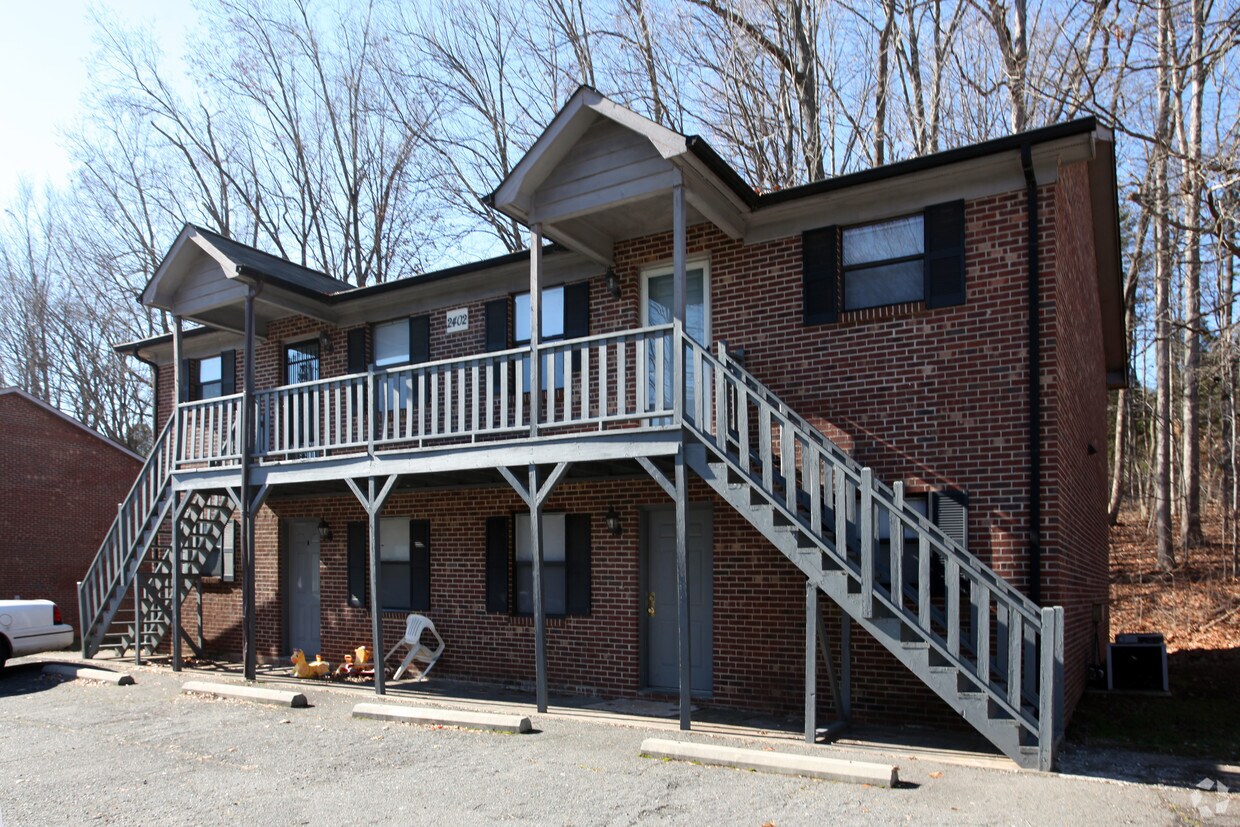 Building Photo - 2406 Markwood Ln