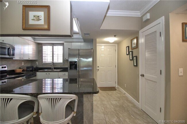 Foto del edificio - 2950 SE Ocean Blvd
