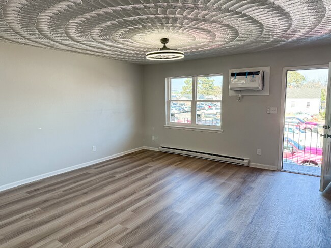 Foto del edificio - 717 Guy Ave