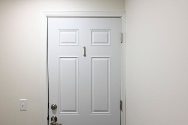 Foto del edificio - 108 Western Ave