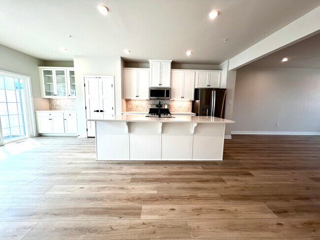 Foto del edificio - 32 Indian Field Ln