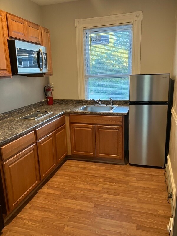 1405 Oakdale Ave Unit 2, Petersburg, VA 23803 Condo for Rent in Petersburg, VA