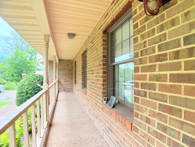 Foto del edificio - 172B Hunts Neck Road, Poquoson, VA 23662