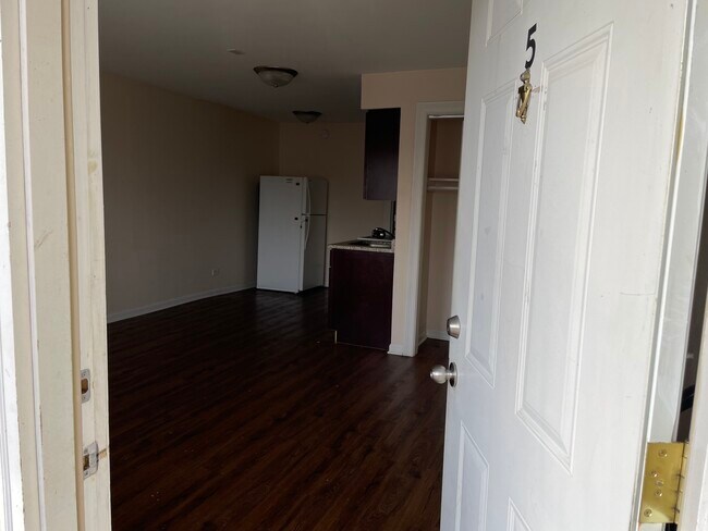 Building Photo - 3038 Ruth St