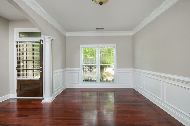 Building Photo - 129 Janney Cir