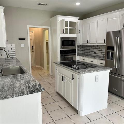 Building Photo - 8529 Spectrum Dr