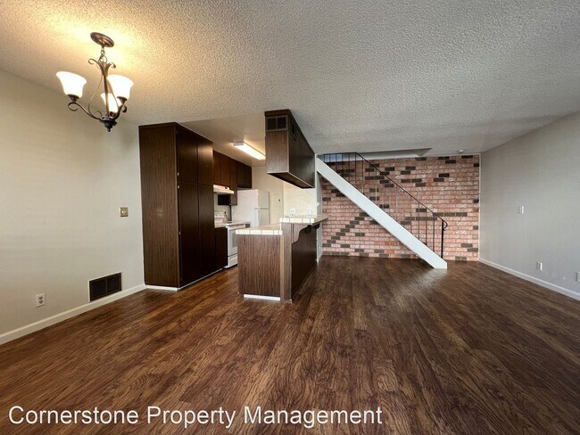 Building Photo - 2 br, 1 bath House - 297 Watson Dr #3