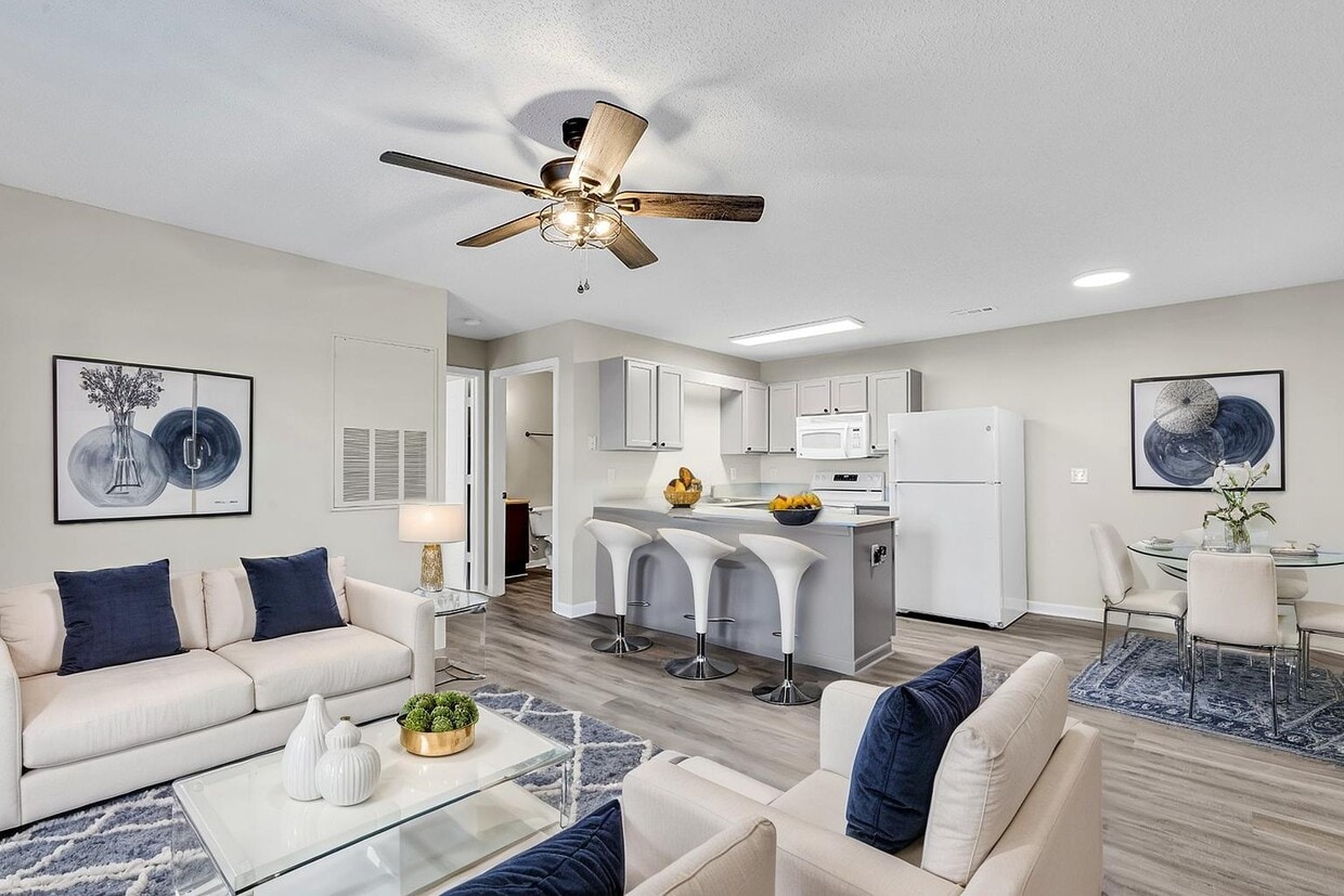 Foto principal - Autumn Chase Apartment Community