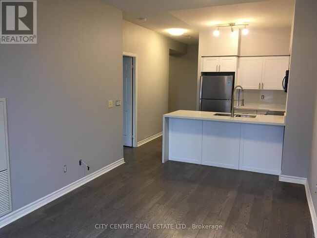 Building Photo - 388-2388 Prince of Wales Dr