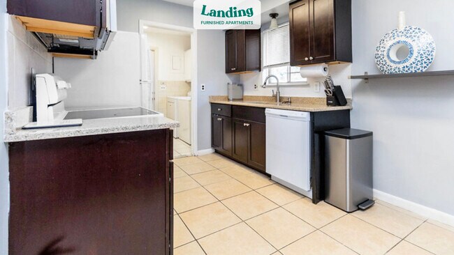 Foto del edificio - 33555 Ryan Rd