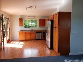 Building Photo - 70 Kaneohe Bay Dr
