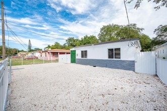 Building Photo - 5505 NW 5th Ct