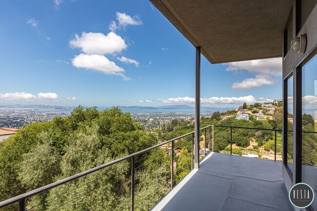 Building Photo - ELEGANT AND TRANQUIL BERKELEY HILLS RETREA...