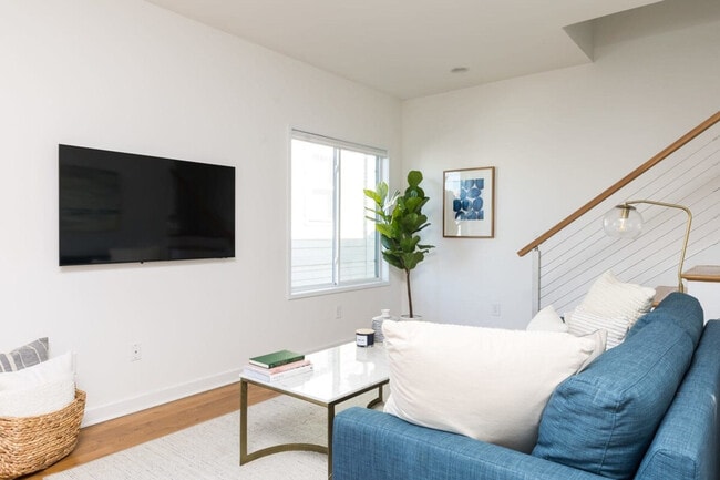 Building Photo - 5604 New York Ave