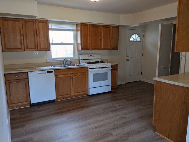 Foto del edificio - 5012 Home Ave