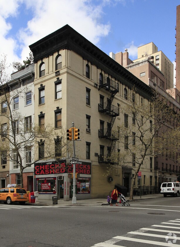 Foto principal - 128 E 29th St