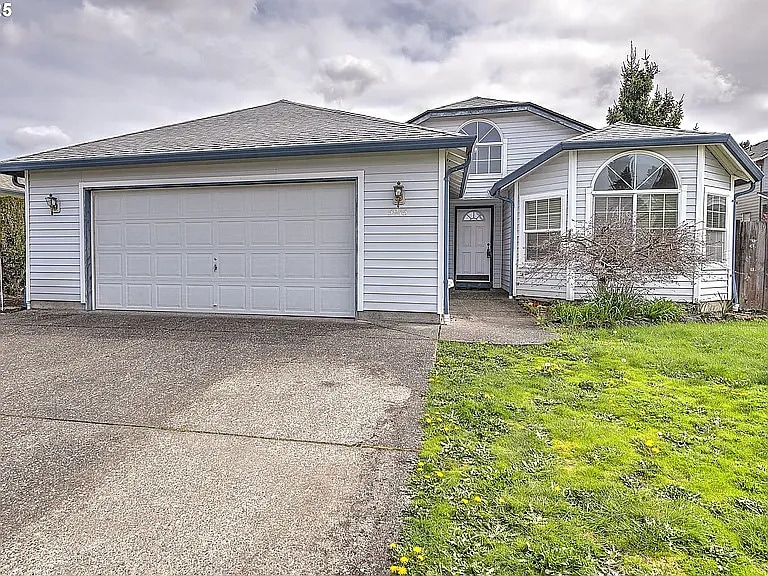 Foto principal - 5915 NE 56th Ct