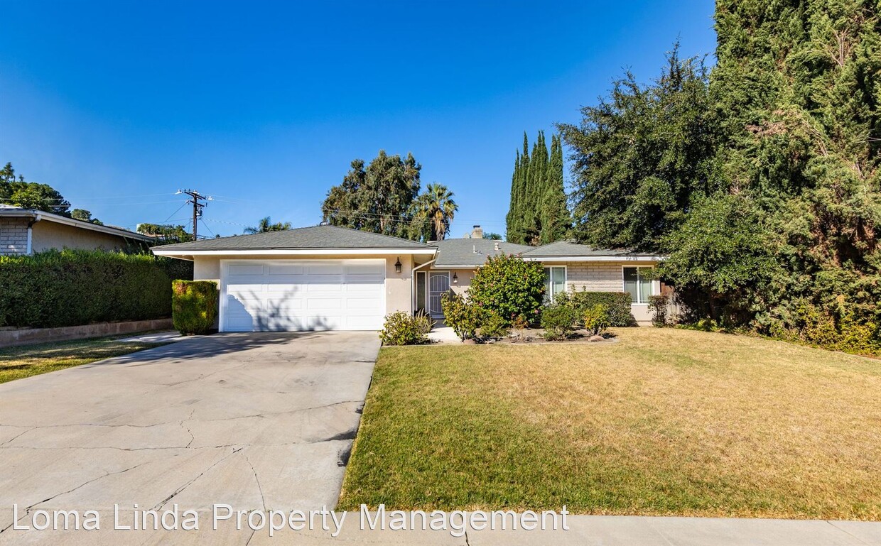 3 br, 2 bath House - 11584 Poplar St. - House Rental in Loma Linda, CA ...