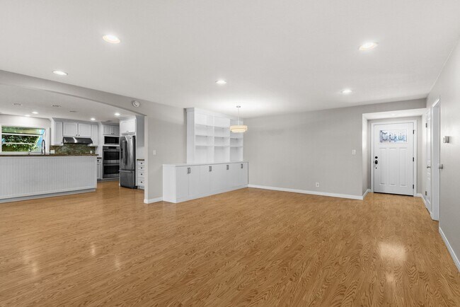 Building Photo - Garden Grove Gem: Your New Home Awaits on ...