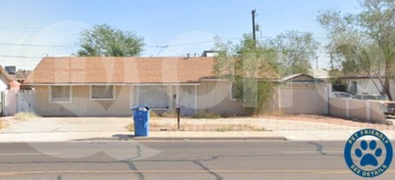Foto principal - 6241 S 16th St