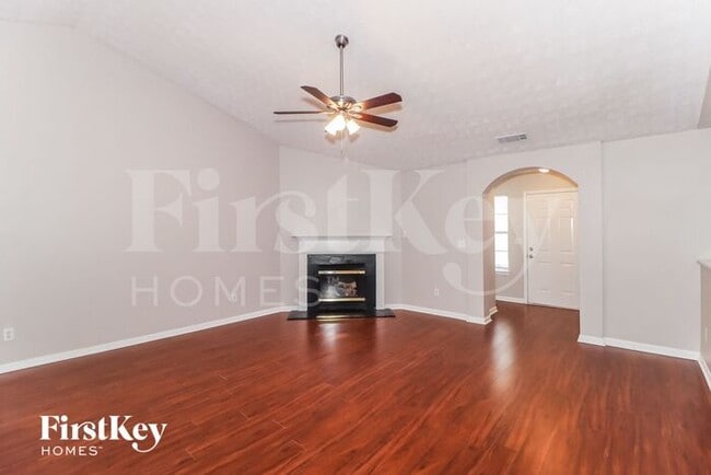 Building Photo - 2283 Christian Cir SE