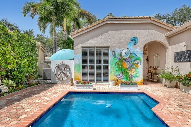 Foto del edificio - 2076 Cezanne Rd