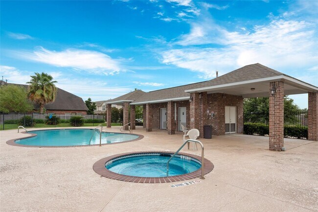 Foto del edificio - 8905 Keymill Dr