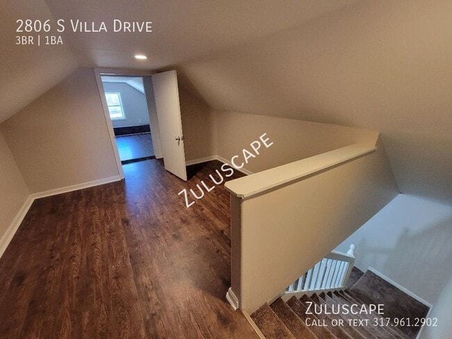 Building Photo - 2806 S Villa Dr