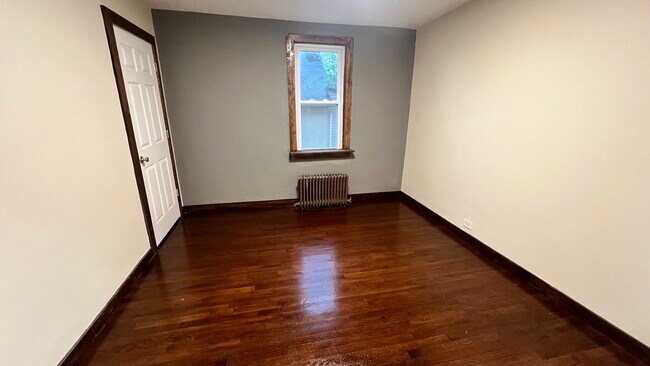 Bedroom - 1315 Labelle Ave