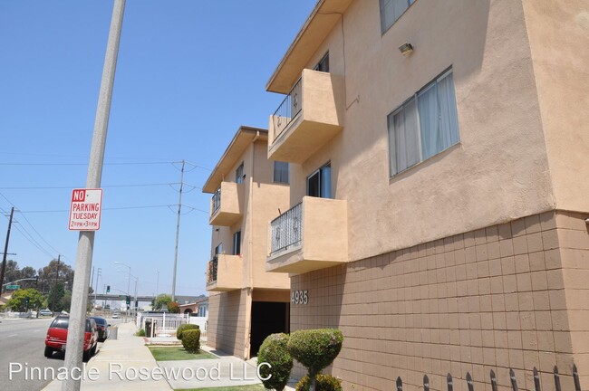 Foto del edificio - 4935 W 120th St