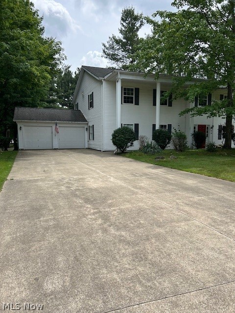 Building Photo - 119 Burlington Oval Dr