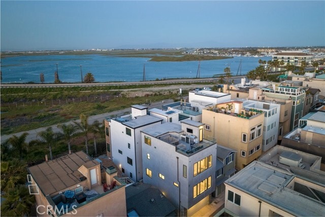 Building Photo - 104 Surfside Ave.