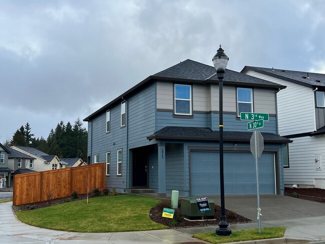 Building Photo - 2945 N 3rd Way