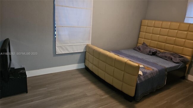 Foto del edificio - 2530 NW 17th St