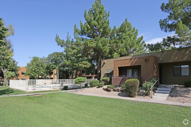 Union Hills Estates Apartments Union Hills Estates Apartments