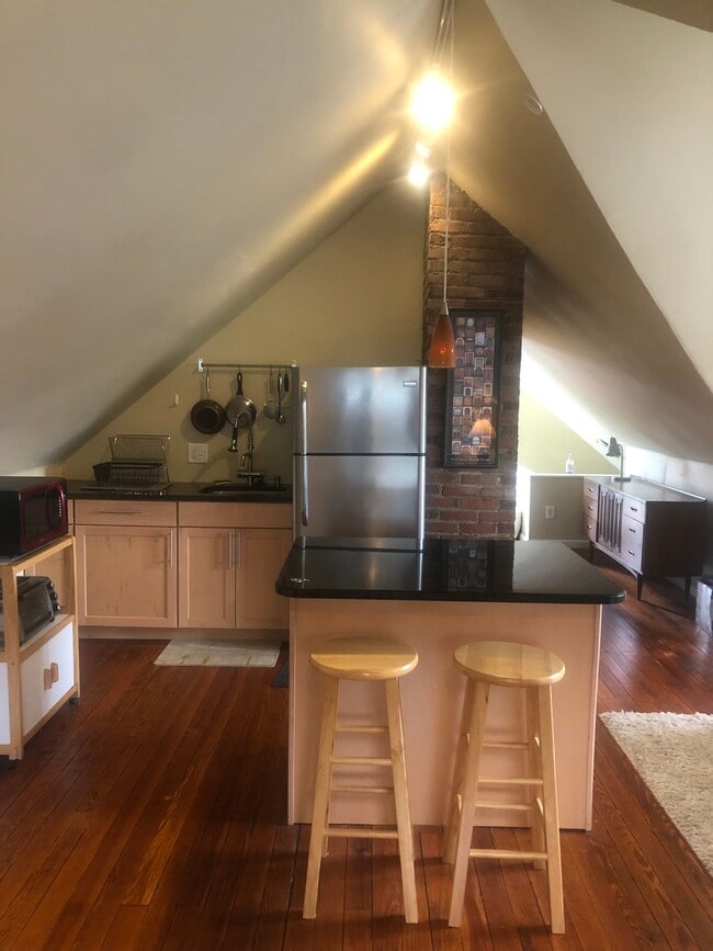 Kitchen - 12302 Mount Overlook Ave
