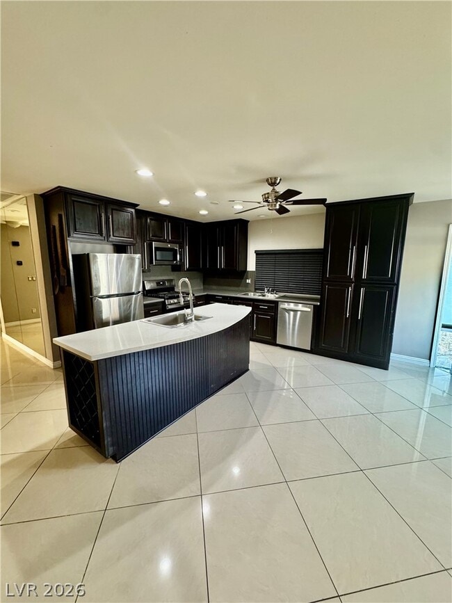 Foto del edificio - 6966 Pleasant View Ave