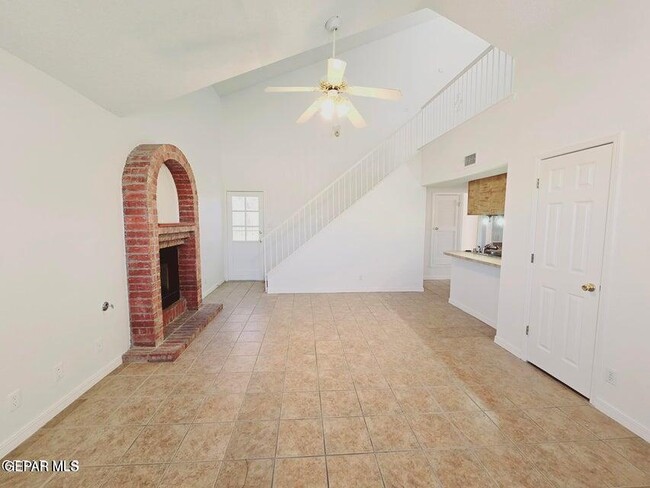 Building Photo - 7219 Oval Rock Dr