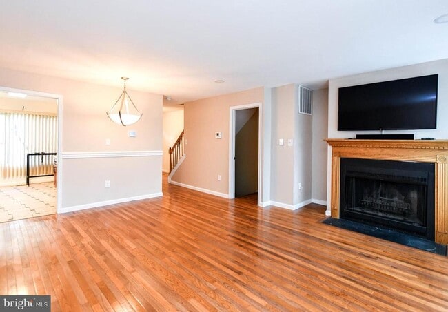 Foto del edificio - 7002 Cipriano Woods Ct