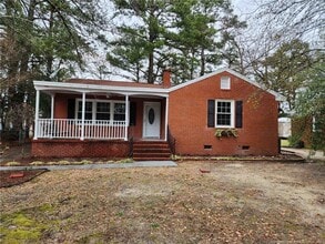 Building Photo - 3526 Furman Dr