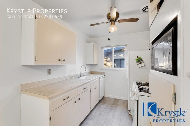 Foto del edificio - ***Lovely 3 Bedroom 2 Bathroom Single-Fami...