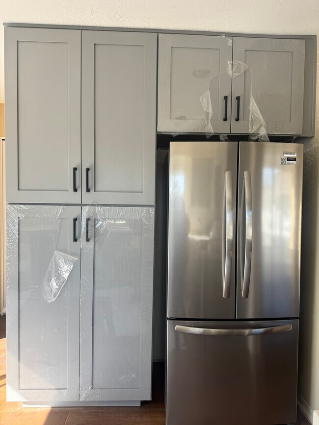 Foto del edificio - 835 Mistletoe Ln