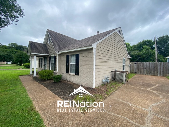 Photo - MILLINGTON STUNNER! 3BR/2BA | Vaulted Ceilings & Vinyl Plank Floors | Fenced Yard! House