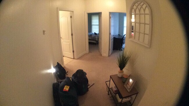 Foto del edificio - Blacksburg, 3 BR / 2.5 BA, Available in June