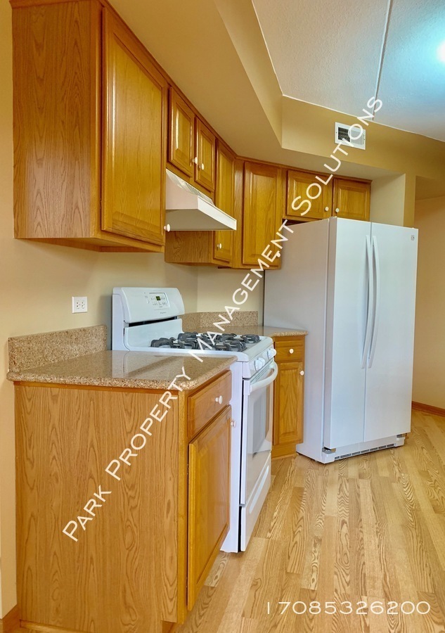 Foto del edificio - Orland Park - 2 Bedroom Condo