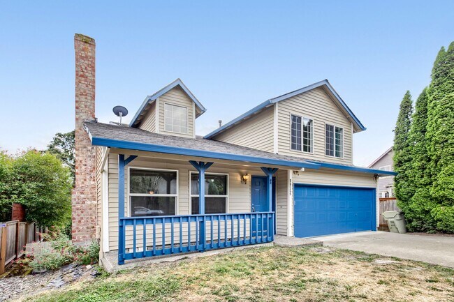 Building Photo - 3BR/2.5BA Two-Story Home in Bethany/NW Portland — Expansive Backyard Deck, Fully Fenced Yard & 2-...