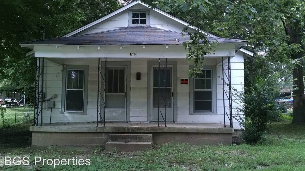 1738 E Wheeler St, Dyersburg, TN 38024 House Rental in Dyersburg, TN