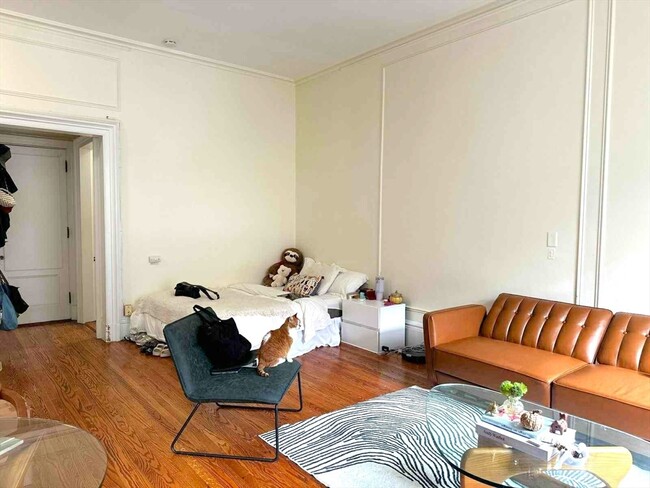 Foto del edificio - 107 Beacon St